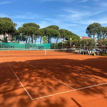 Hotel Franca Milano Marittima Eksteriør billede