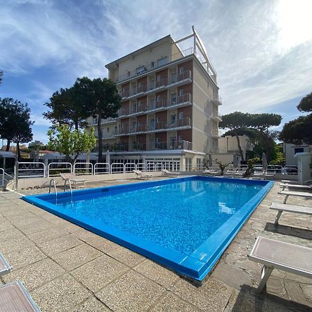Hotel Franca Milano Marittima Eksteriør billede