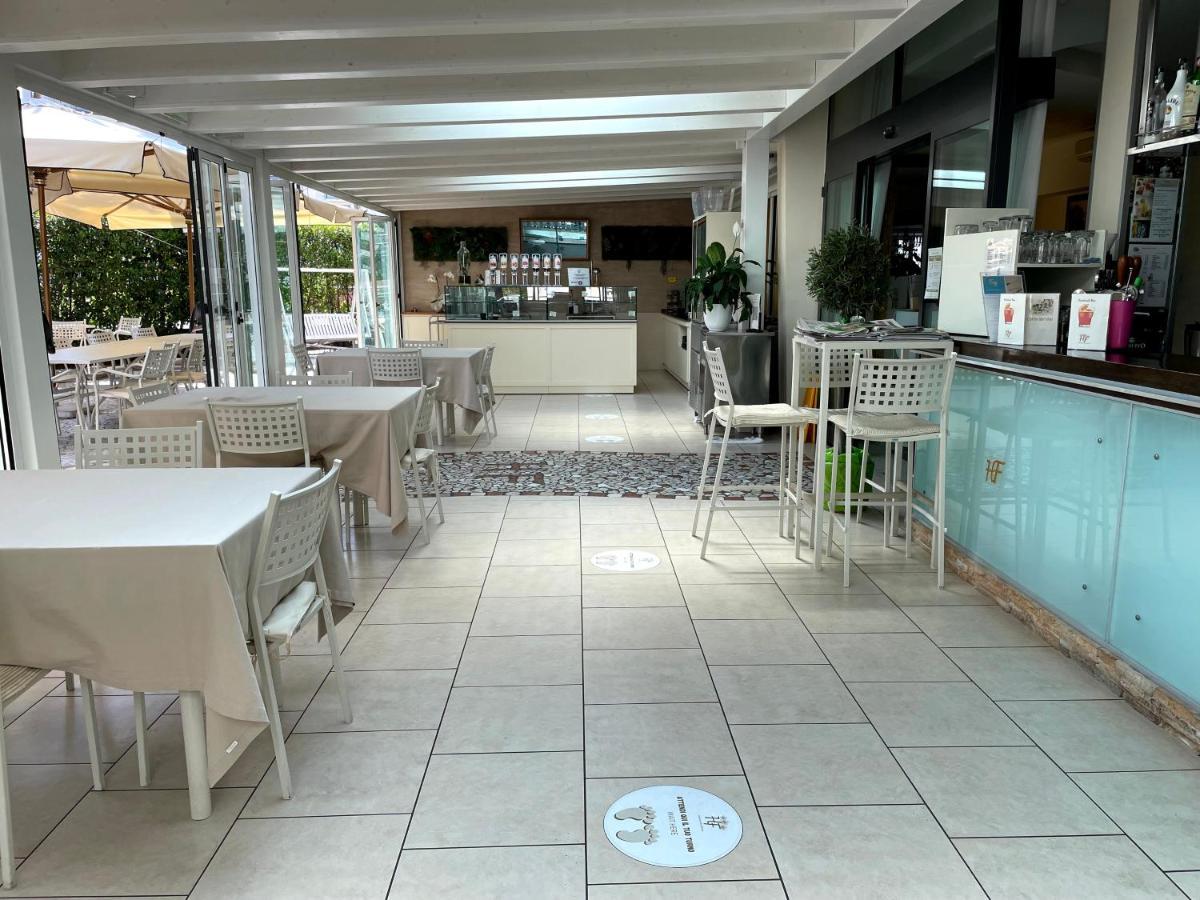 Hotel Franca Milano Marittima Eksteriør billede