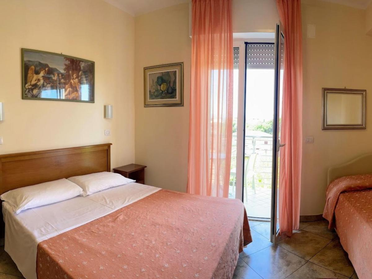 Hotel Franca Milano Marittima Eksteriør billede