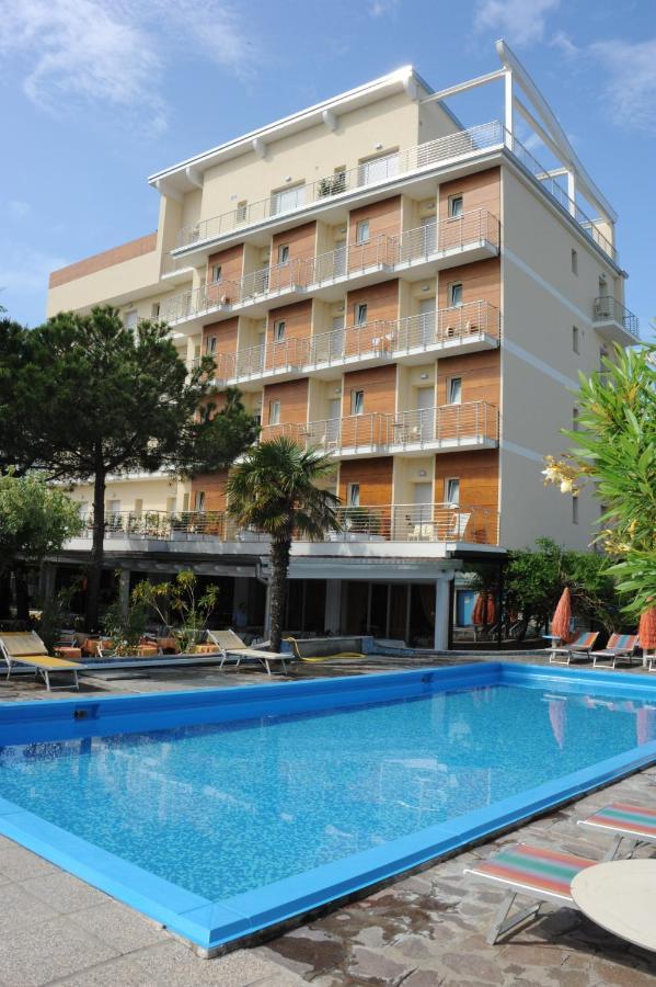 Hotel Franca Milano Marittima Eksteriør billede