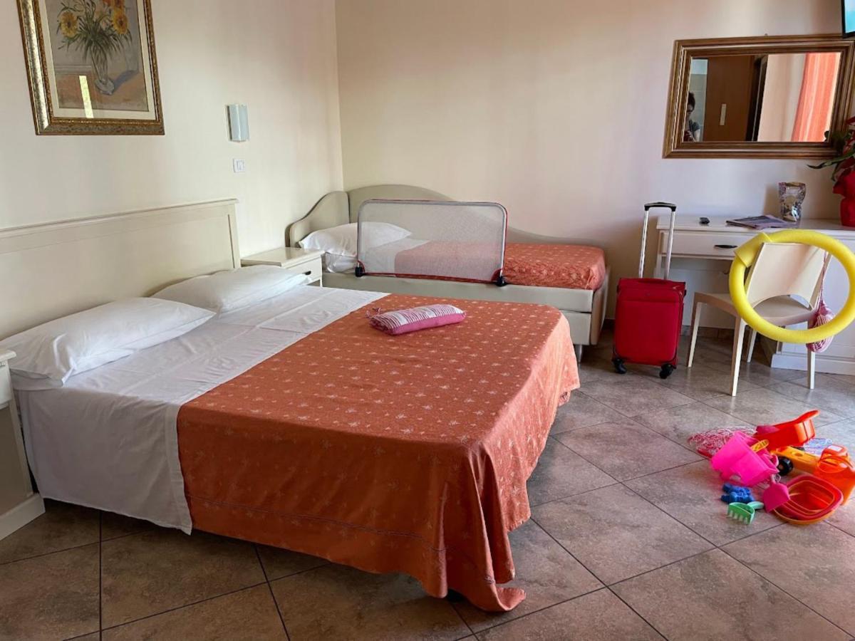 Hotel Franca Milano Marittima Eksteriør billede