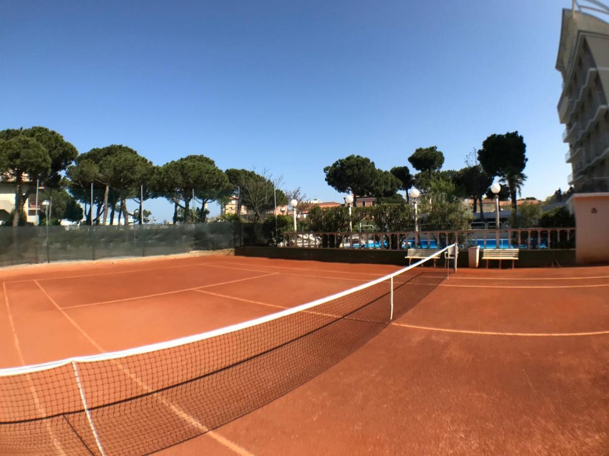 Hotel Franca Milano Marittima Eksteriør billede