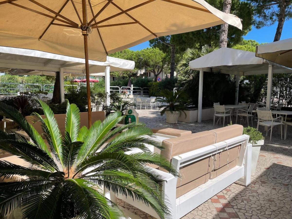 Hotel Franca Milano Marittima Eksteriør billede