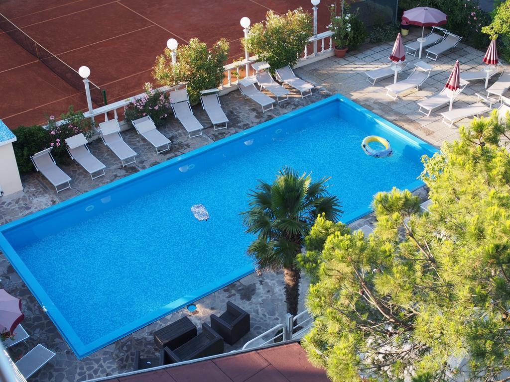 Hotel Franca Milano Marittima Eksteriør billede