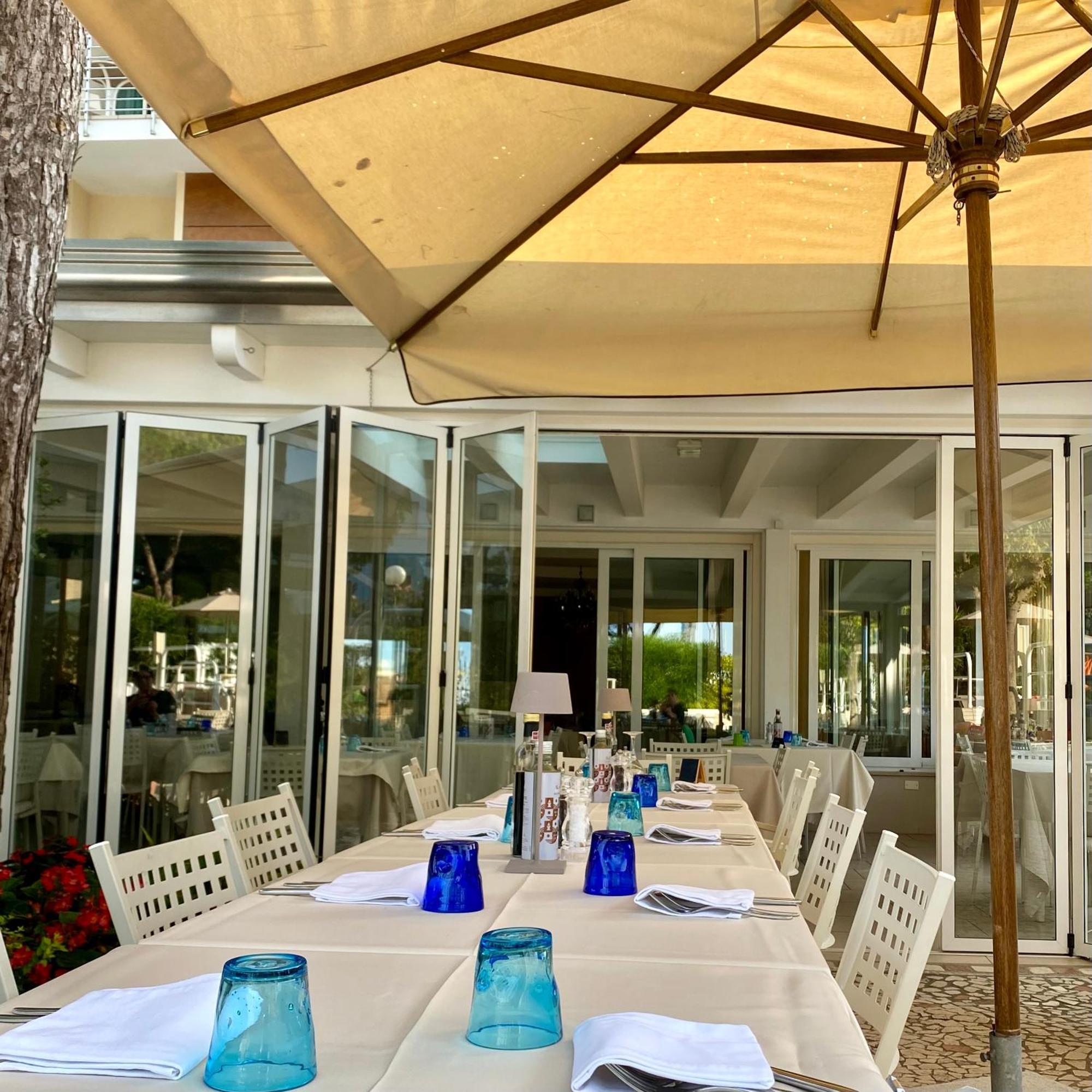 Hotel Franca Milano Marittima Eksteriør billede