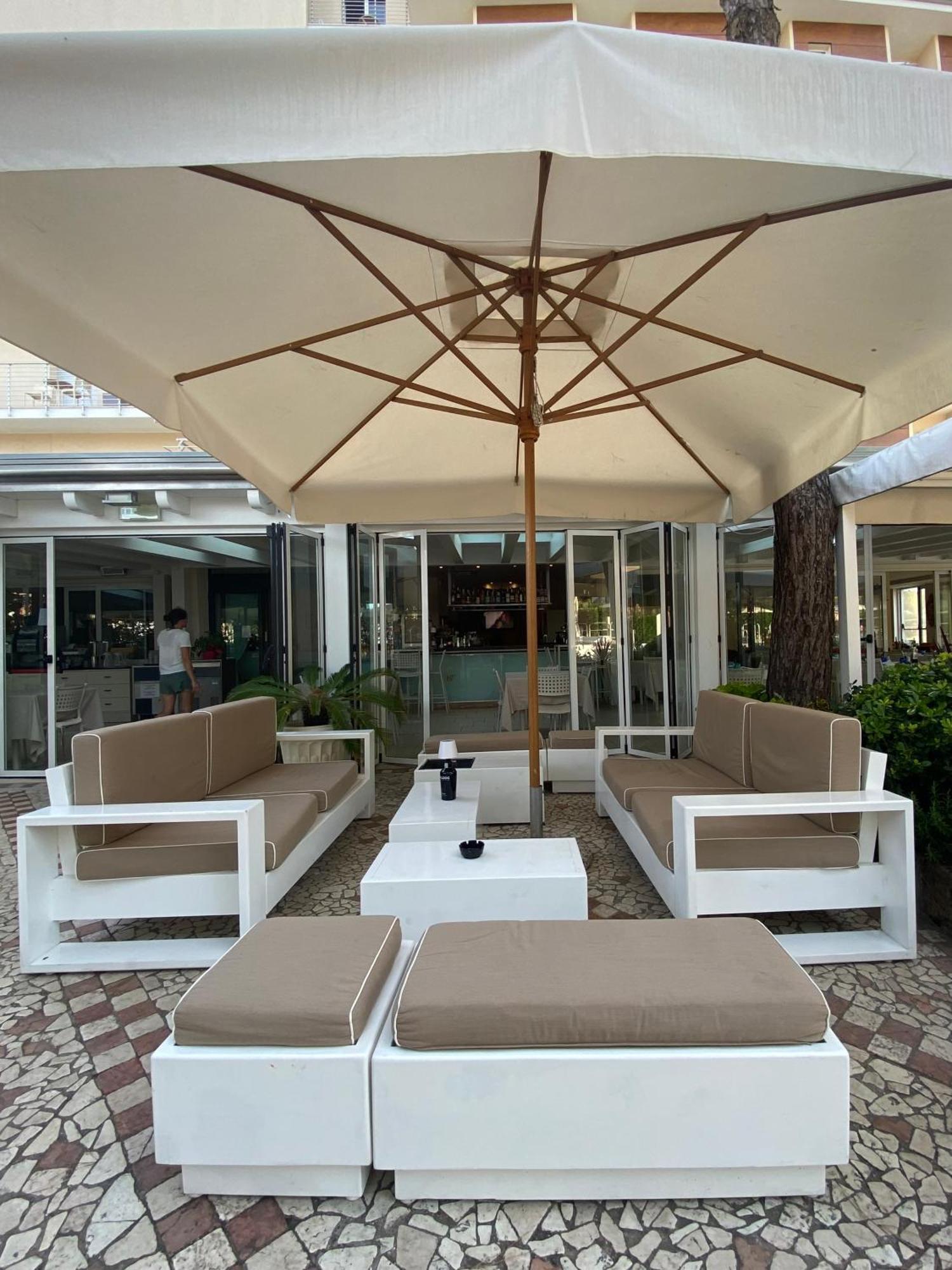 Hotel Franca Milano Marittima Eksteriør billede