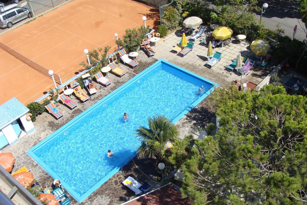 Hotel Franca Milano Marittima Eksteriør billede