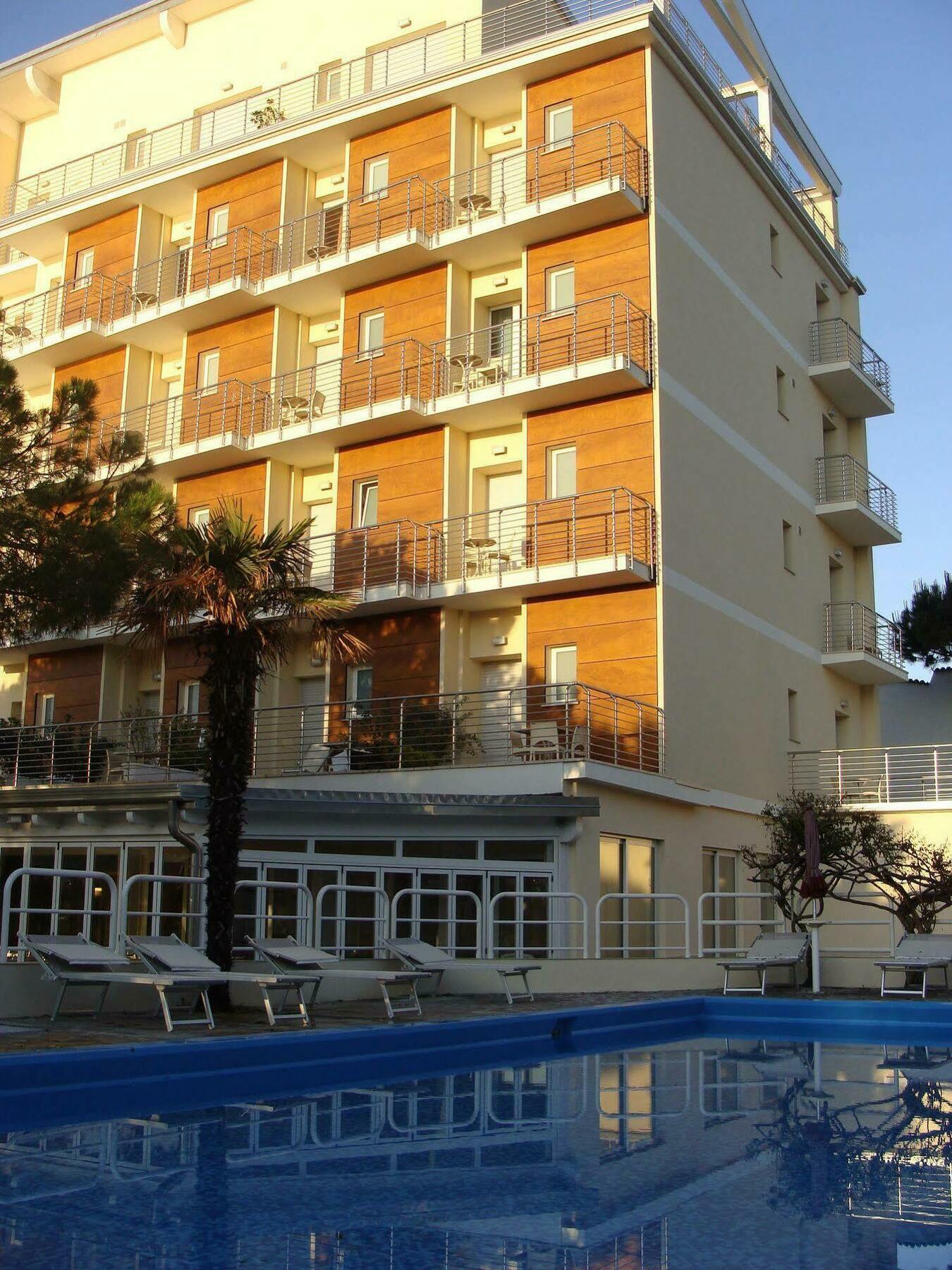 Hotel Franca Milano Marittima Eksteriør billede