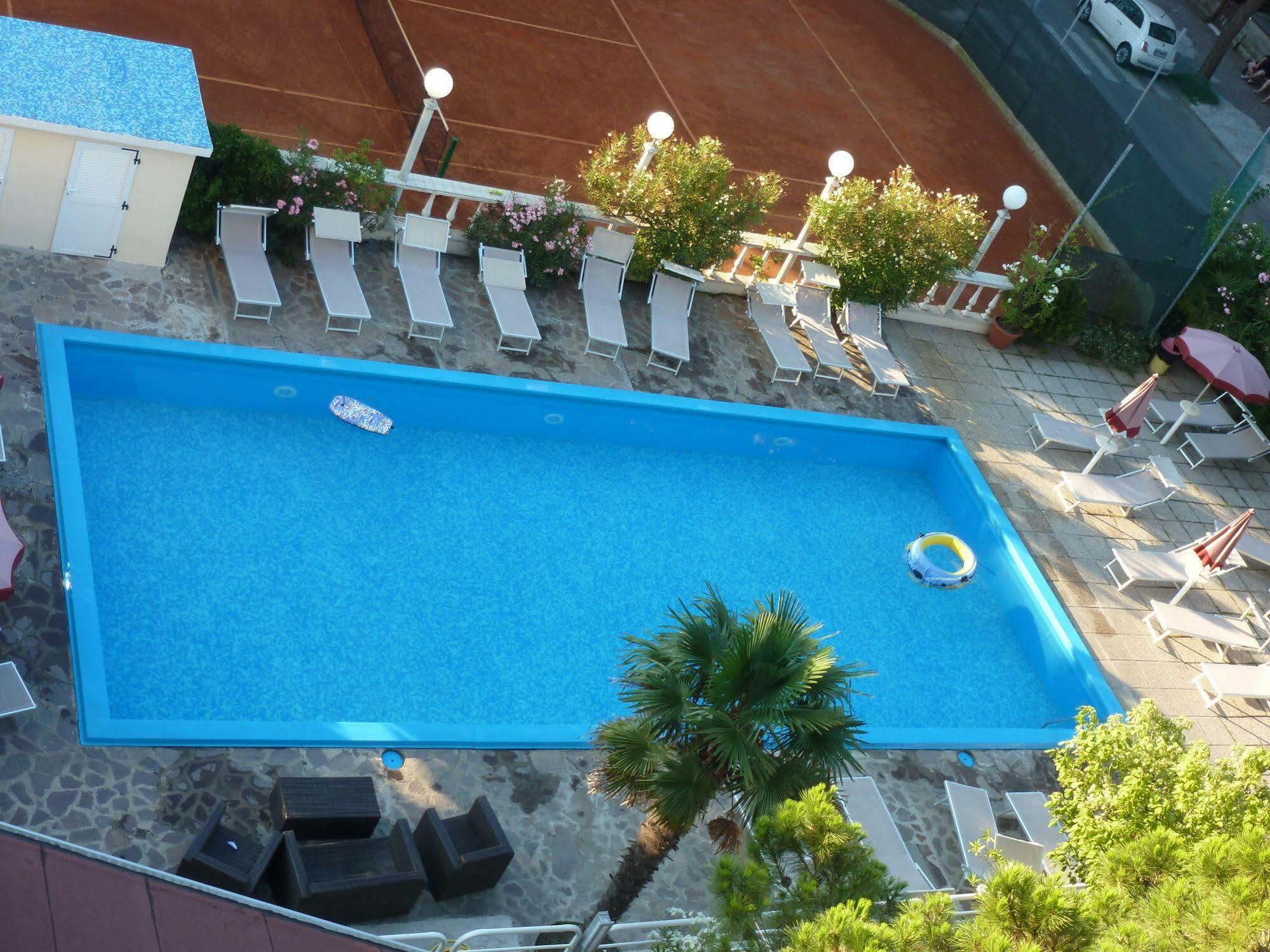 Hotel Franca Milano Marittima Eksteriør billede