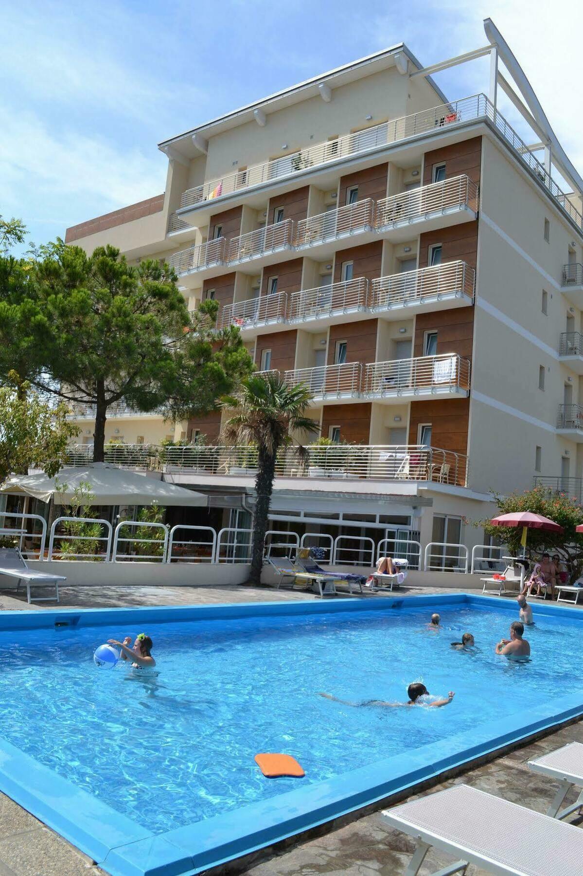 Hotel Franca Milano Marittima Eksteriør billede